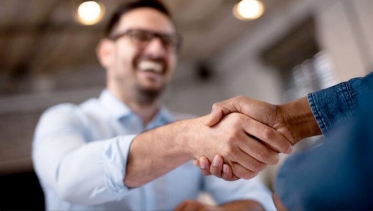 Supera Dovere e Paura del Giudizio per una Leadership Autentica